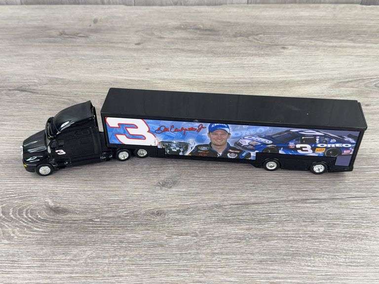 Kenworth Dale Earnhardt Jr #3 Oreo/Ritz Transporter, 1/64, Action