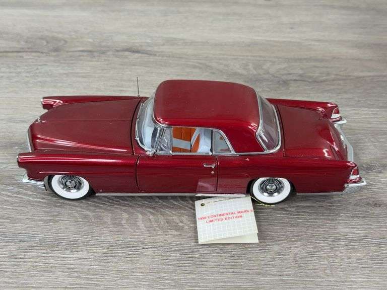 1956 Continental Mark II, Maroon, 1/24, Certificate of Authenticity, Vicki's Gifts Exclusive Limited Edition, #0181/1000, Outer Shipping Box