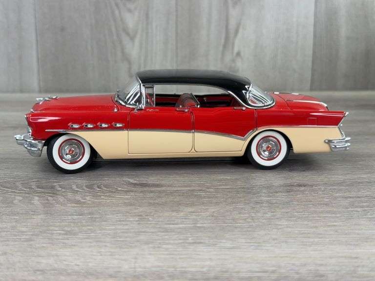 1956 Buick Roadmaster Riveria 4-Door Hardtop, Seminole Red/Cameo Beige, 1/24, Danbury Mint, Certificate Of Title