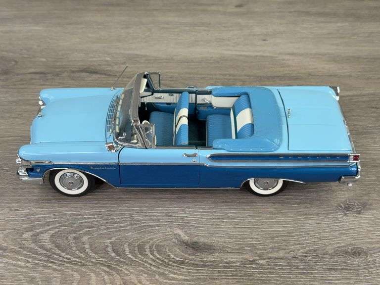 1957 Mercury Montclair Convertible, Pacific Blue/Nantucket Blue, 1/24, Certificate Of Title, Danbury Mint
