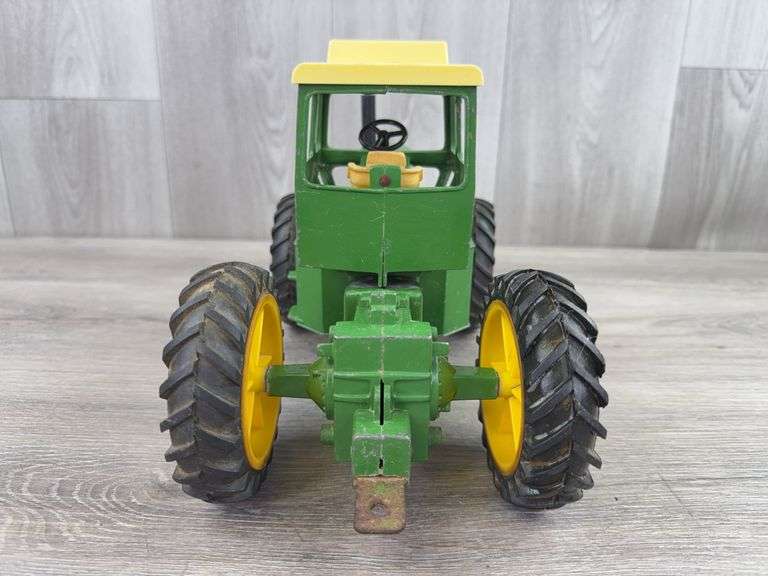 John Deere 7520 4WD, 1/16, Ertl, No Air Cleaner