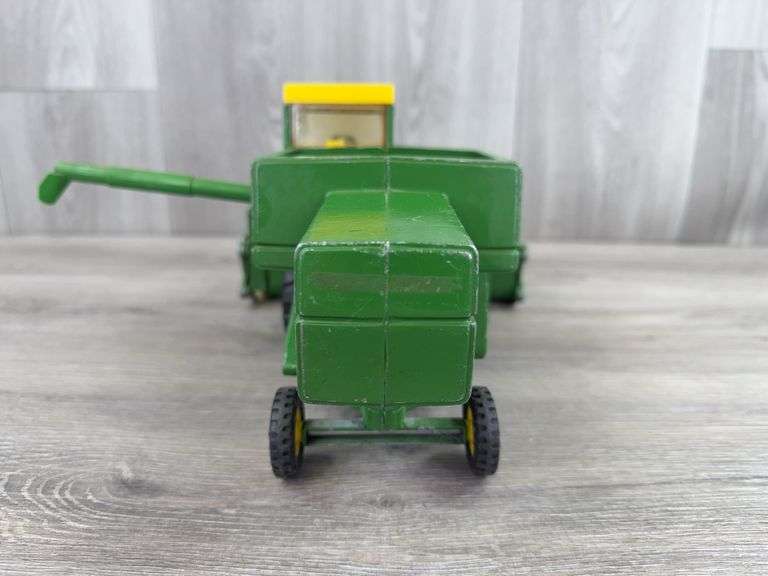 John Deere 6600 Combine, 1/24, Ertl, Gear Drive