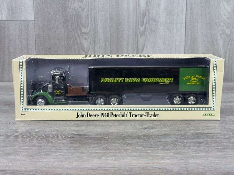 1948 Peterbuilt John Deere Quality Farm Equipment Tractor-Trailer, 1/43, Ertl