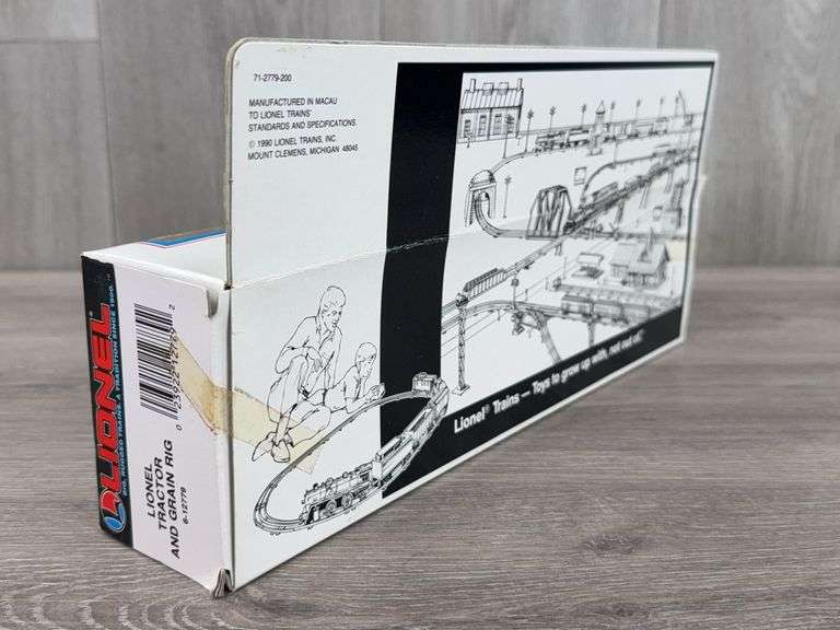 Lionelville Grain Co. Tractor And Grain Rig, 11 1/2", Lionel, 0 And 027 Gauge Train Layouts