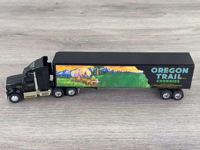 International Navistar Oregon Trail Cherries Tractor Trailer, 1/64, Ertl, 1993