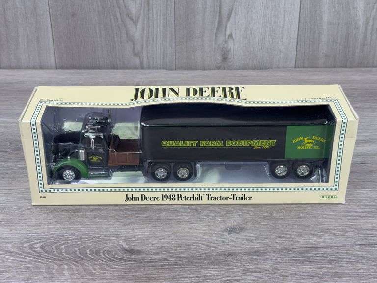 1948 Peterbuilt John Deere Quality Farm Equipment Tractor-Trailer, 1/43, Ertl