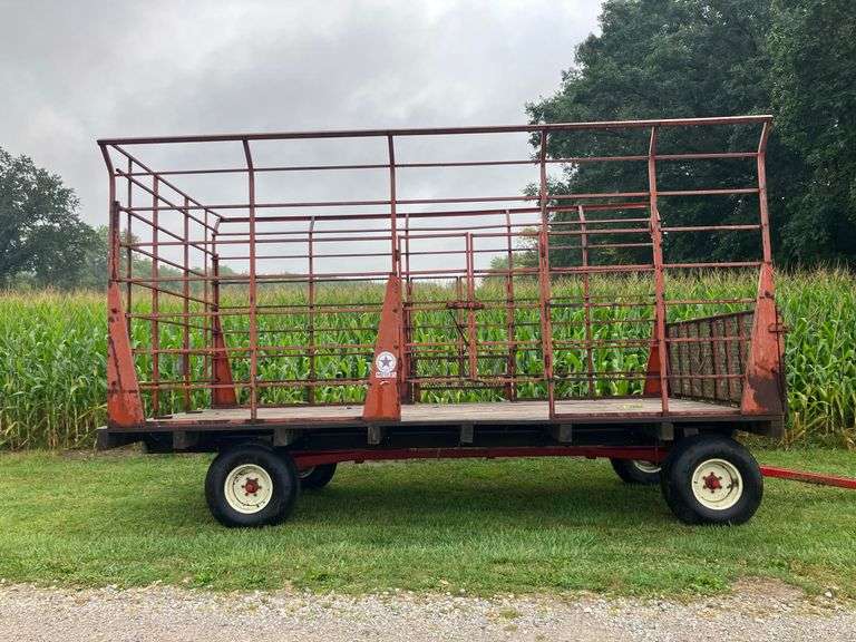 Meyers Hay Wagon with EZ Trail running gear