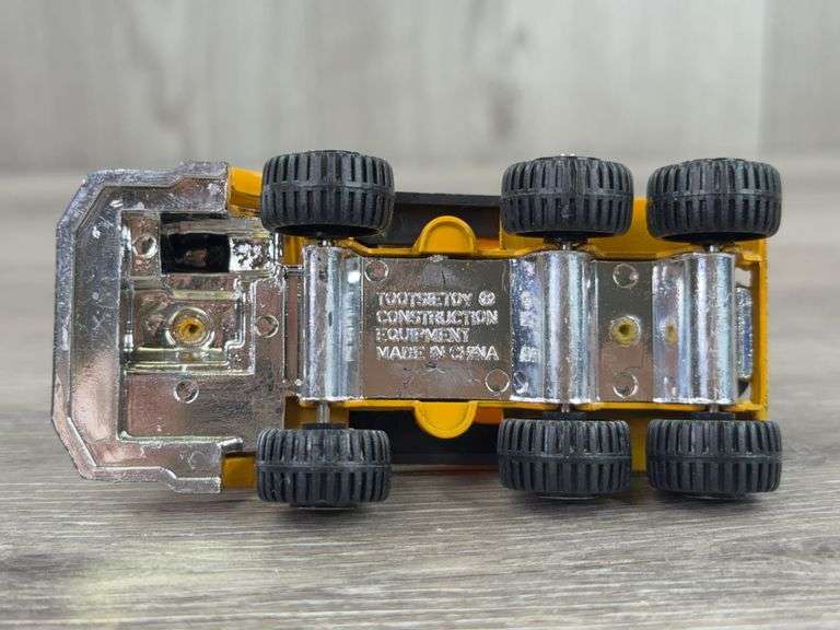 3 Cement Trucks, 1/64, Ertl & Tootsietoy