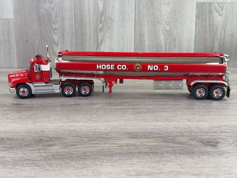 Mack CH613 Firefighting Tanker, 1/43, Franklin Mint Precision Models, Certificate Of Authenticity