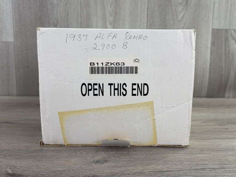 1937 Alfa Romeo 2900B, Red, 1/24, Franklin Mint Precision Models, Certificate Of Authenticity, Collector Portfolio, Outer Shipping Box