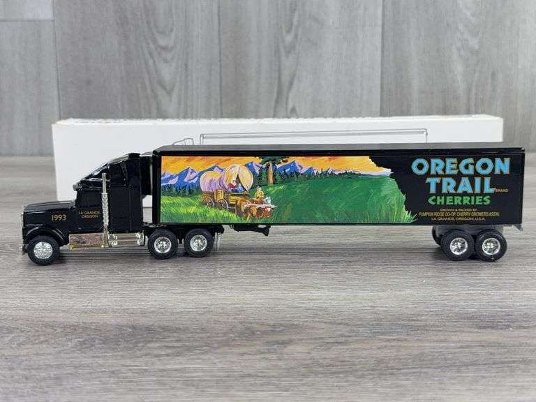 International Navistar Oregon Trail Cherries Tractor Trailer, 1/64, Ertl, 1993