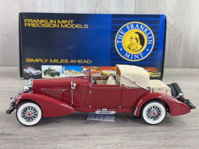 1933 Duesenburg Model J Victoria, Maroon, 1/24, Franklin Mint Precision Models, Certificate Of Authenticity, Limited Edition, 675/1500, Collector Portfolio, Outer Shipping Box
