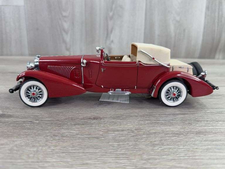 1933 Duesenburg Model J Victoria, Maroon, 1/24, Franklin Mint Precision Models, Certificate Of Authenticity, Limited Edition, 675/1500, Collector Portfolio, Outer Shipping Box