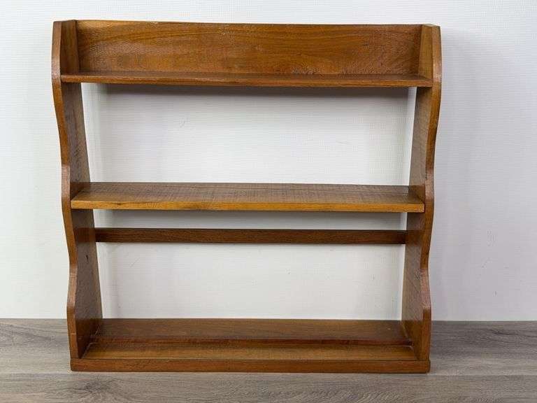 Wood Shelf, 23”Wx22”H