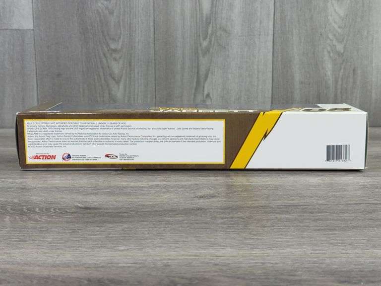 Dale Jarrett #88 UPS Transporter, 1/64, Action, Limited Edition