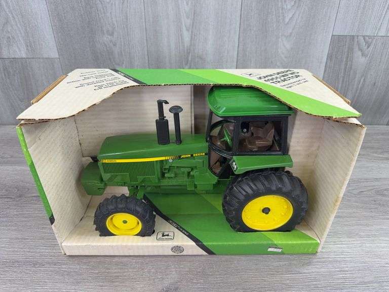 John Deere 4955 MFWD, 1/16, Ertl