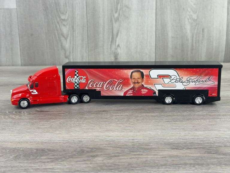 Kenworth Dale Earnhardt #3 Coca-Cola Transporter, 1/64, Action, 1998 Limited Edition