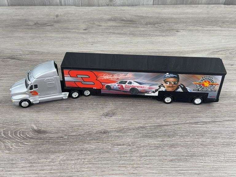 Kenworth Dale Earnhardt #3 Goodwrench Transporter, 1/64, Silver Select, Action