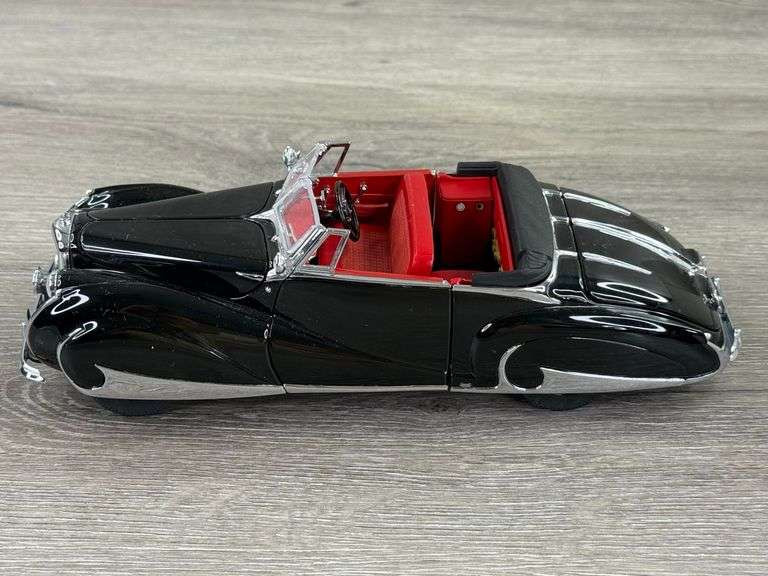 1947 Bentley Mark VI W/Franay Coachwork, Black, 1/24, Franklin Mint Precision Models, Certificate Of Authenticity, Paperwork Included