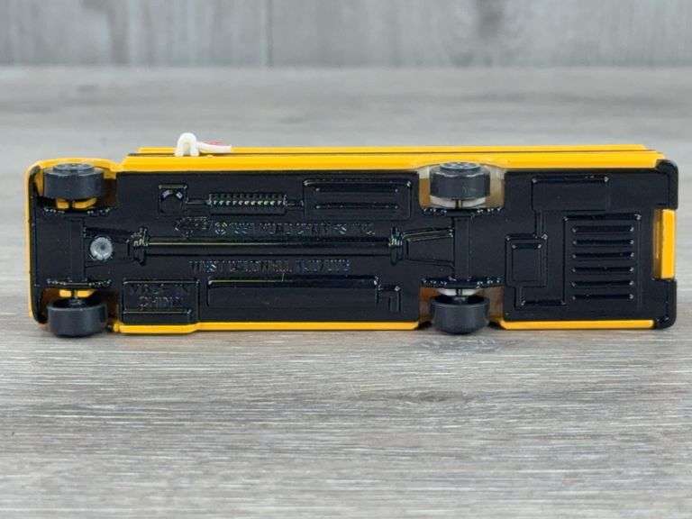 International School Bus, 5", Road Champs