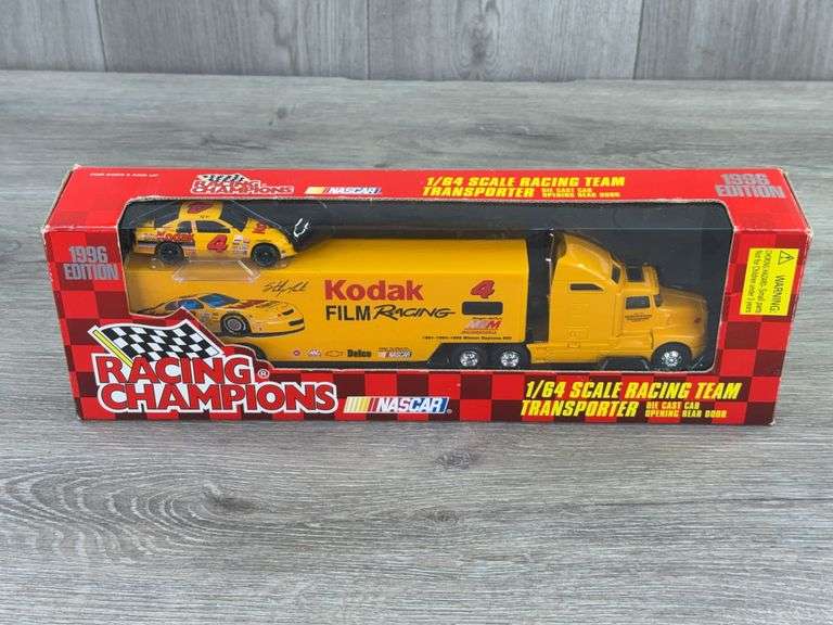 Sterling Marlin #4 Kodak Film Racing Transporter W/Car, 1/64, Racing Champions,  1996 Edition