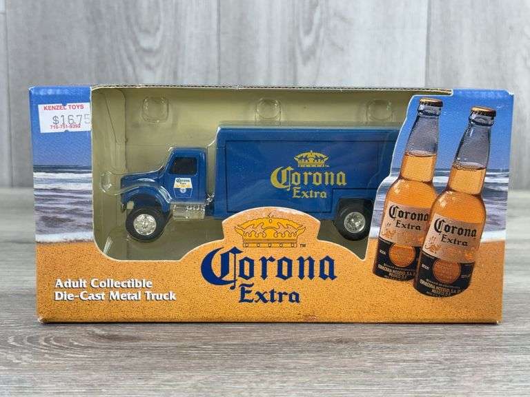 International Navistar Corona Extra Beverage Truck, 1/64, Ertl Collectibles