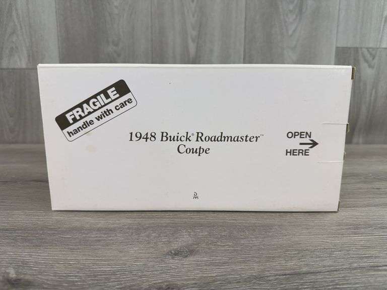 1948 Buick Roadmaster Gray Coupe, 1/24, Danbury Mint, Certificate Of Title, Missing Driver’s Side Mirror