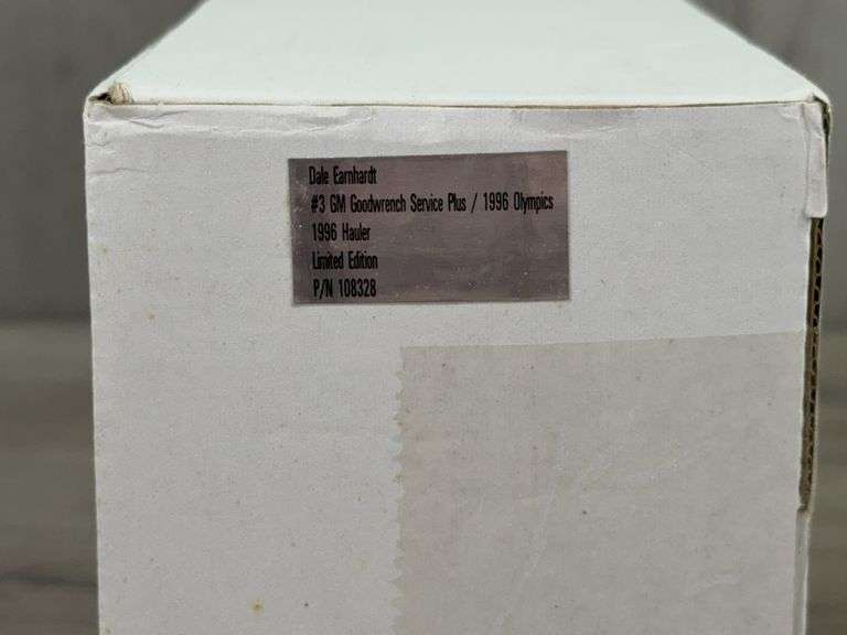 Kenworth Dale Earnhardt #3 Goodwrench Transporter, 1/64, Action