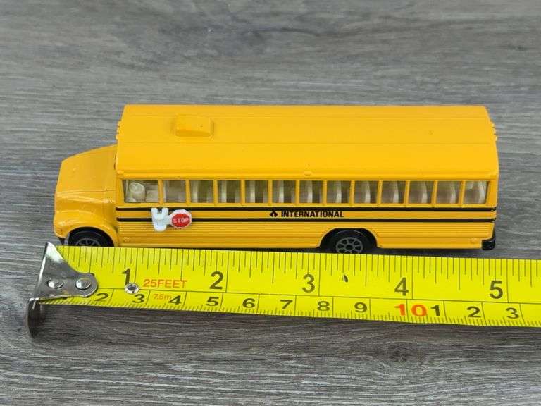 International School Bus, 5", Road Champs