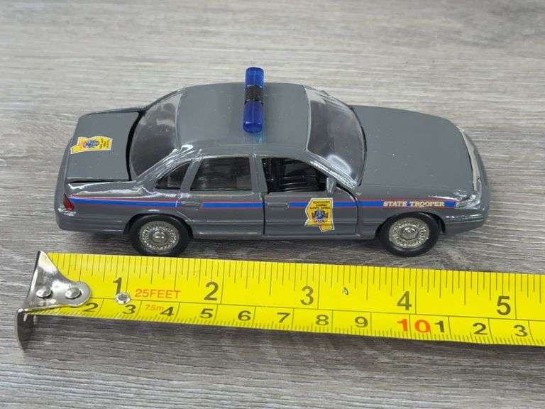 North Pole, Phoenix, VT, AL, Niagara Regional, MS, SC, Quebec State Trooper/Patrol Cars, 4 1/2", Chevy Caprice/Crown Victoria's, Road Champs