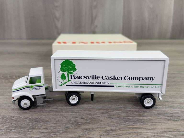 Batesville Casket Company Tractor Trailer, 1/64, Winross