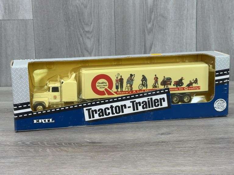 Quality Farm Fleet Tractor-Trailer, 1/64, Ertl