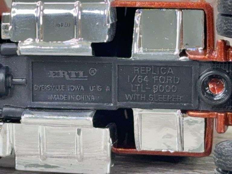 Custom Built Ford LTL-9000 W/Sleeper & Flat Bed Wooden Trailer, 1/64