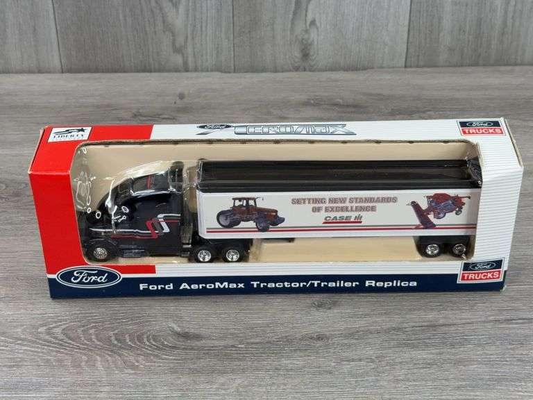 Ford AeroMax Setting New Standards Of Excellence Case IH Tractor Trailer, 1/64, Liberty Classics By Spec Cast