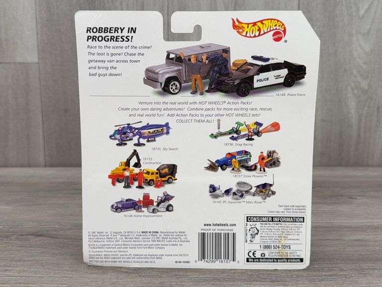 Police Force Robbery In Progress Action Pack, Armored Car Is 2 1/2”, Hot Wheels