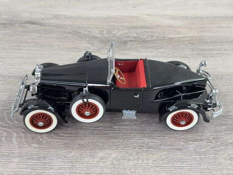 1927 Stutz Black Hawk Speedster, Black, 1/24, Danbury Mint, Certificate Of Title