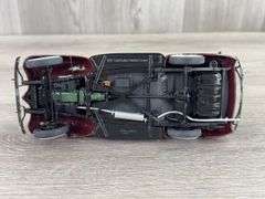 1937 Studebaker Dictator Coupe, Cardinal Red, 1/24, Danbury Mint, No Paperwork