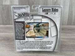 #10 Johnny Benson Valvoline, #10 Scott Riggs Nesquik & John Andretti #43 Cheerios Luxury Rides 1/64, Hot Wheels