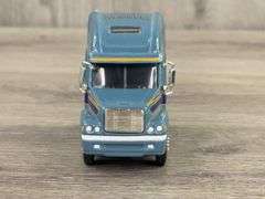 Freightliner C120 Werner Enterprises Semi Truck and Trailer Metal Collector Bank, 1/64, SpecCast,  Limited Edition