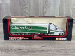Brett Bodine #26 Quaker State Nascar Racing Team Transporter, 1/64, Racing Champions