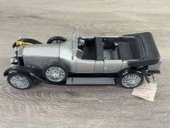 1925 Rolls-Royce Silver Ghost, Silver/Black,1/24, Certificate of Authenticity,  Franklin Mint Precision Models, Styrofoam Included But No Box