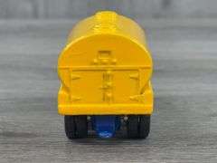 3 Tanker Trucks, 1/64, Ertl, 1 Has Been Repaired, 1 Is Custom