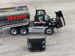 Mack CH 613 Ultimate Texaco Tanker,  1/43, Franklin Mint Precision Models, Certificate Of Authenticity