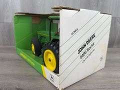 John Deere 8400 MFWD Duals, 1/16, 1994 Special Edition