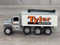 Tyler Transport & Co-Op Feed Trucks, 1/64, Ertl