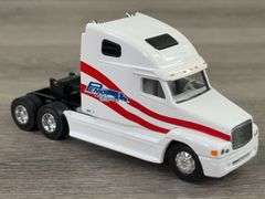 Collectors Club 3 Freightliner Semi Trucks Set, 1/64, Penjoy Company