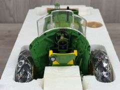 John Deere 720 NF W/80 Blade/45 Loader, Precision Classics 18