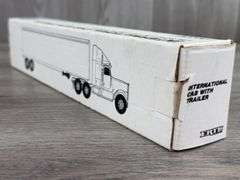 International Navistar Oregon Trail Cherries Tractor Trailer, 1/64, Ertl, 1993