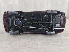 1947 Ford Super Deluxe Tudor Sedan, Monsoon Maroon, 1/24, Danbury Mint, Certificate Of Title, Driver Side Mirror Broken Off But Included