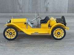 1915 Stutz Bearcat Roadster, Yellow, 1/24, Franklin Mint Precision Models, Certificate Of Authenticity